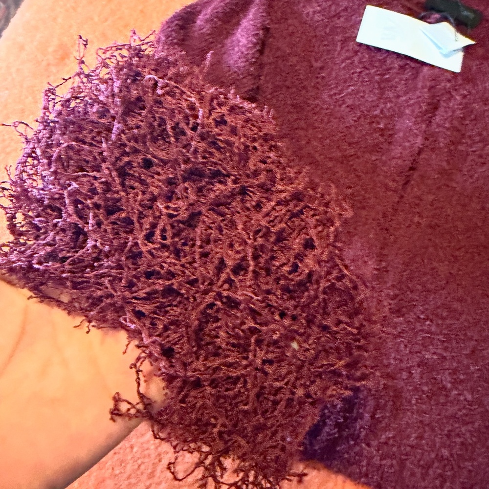 Zara boho burgundy fringed fuzzy soft knit cardigan NWT - Picture 5 of 9